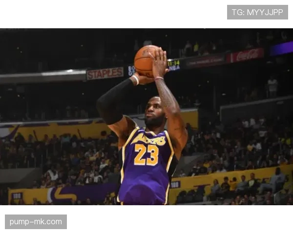 保罗·赫克托本赛季在英超表现稳健，防守数据持续提升