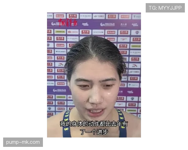 张雨霏训练日像军队，逛街时像走秀，刷卡声都不一样